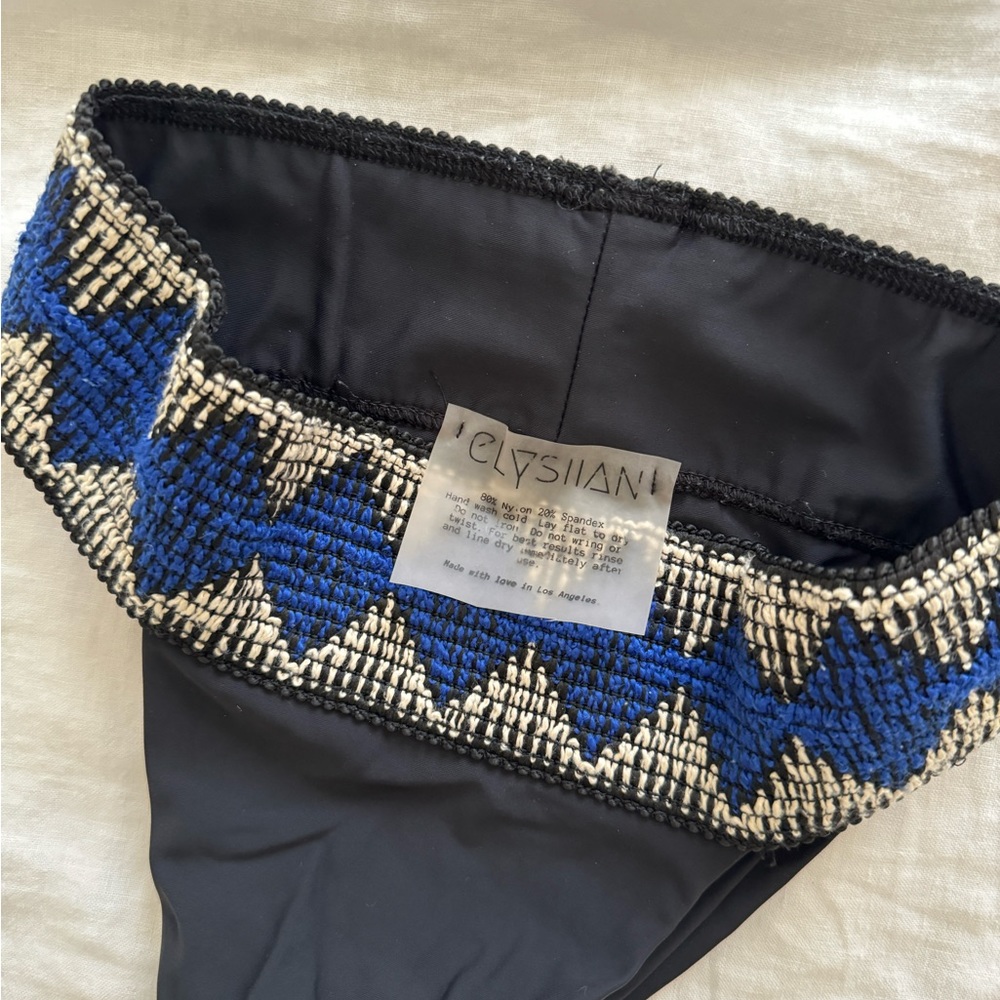 Elysiian Swim Black with Blue Threading Swim Set - Picture 4 of 5